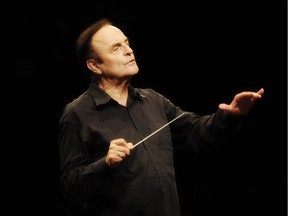 There was a round of applause when Charles Dutoit walked onto the stage Tuesday to start the first rehearsal. “I see there are a lot of new faces,” he remarked,  referring to the 28 musicians who have joined the OSM since his abrupt departure in 2002.