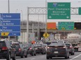 A work blitz this weekend will close half the Champlain Bridge.