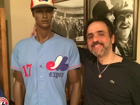 Stu Cowan в X: „Gary Carter's wife Sandy poses with wax statue of late  #Expos Hall of Famer at Grevin Montreal museum.  / X