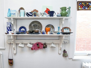 Shelves with pottery. (John Mahoney / MONTREAL GAZETTE)
