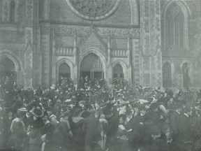 In the Edwardian Era, Easter was an intensely-lived experience, both inside and outside of Montreal’s numerous and celebrated churches.