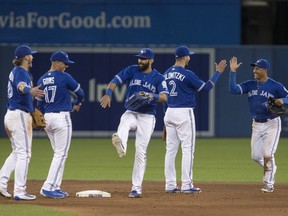 Tulowitzki homers twice as Blue Jays bats come alive in win over Oakland