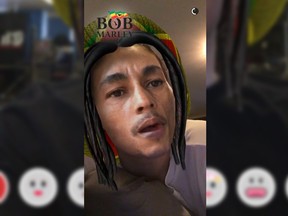 Kylie Jenner sparked a bit of an outrage on social networks after she posted this Snapchat using the Bob Marley filter.