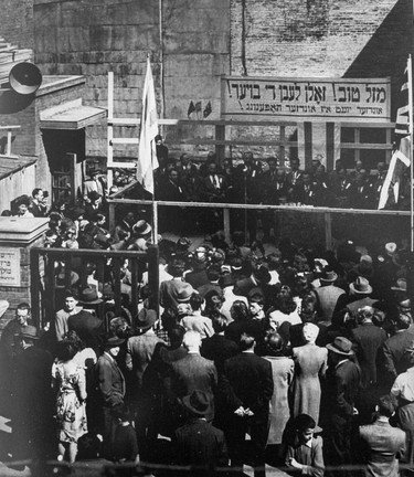 Inauguration of the addition to the Peretz School building, circa 1942, on Duluth Ave. between Coloniale Ave. and de Bullion St. Source: Alex Dworkin Canadian Jewish Archives.