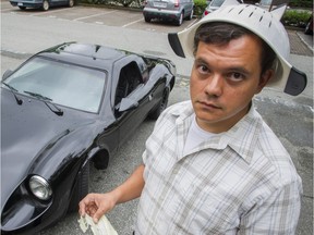 In 2014, authorities in British Columbia denied Obi Canuel, a minister in the Church of the Flying Spaghetti Monster, permission to wear a colander on his head for his driver's licence photo. Quebec recently faced a similar case.