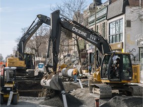 A strike by city of Montreal engineers could have an effect on more than 400 construction projects the city has planned for 2016.