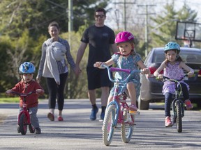 Julia Leonard and Eric Van Sickle with their children: The family spends a lot of time together being active.