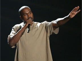 A late-night gig late Sunday night by Kanye West nearly caused a riot in New York City.