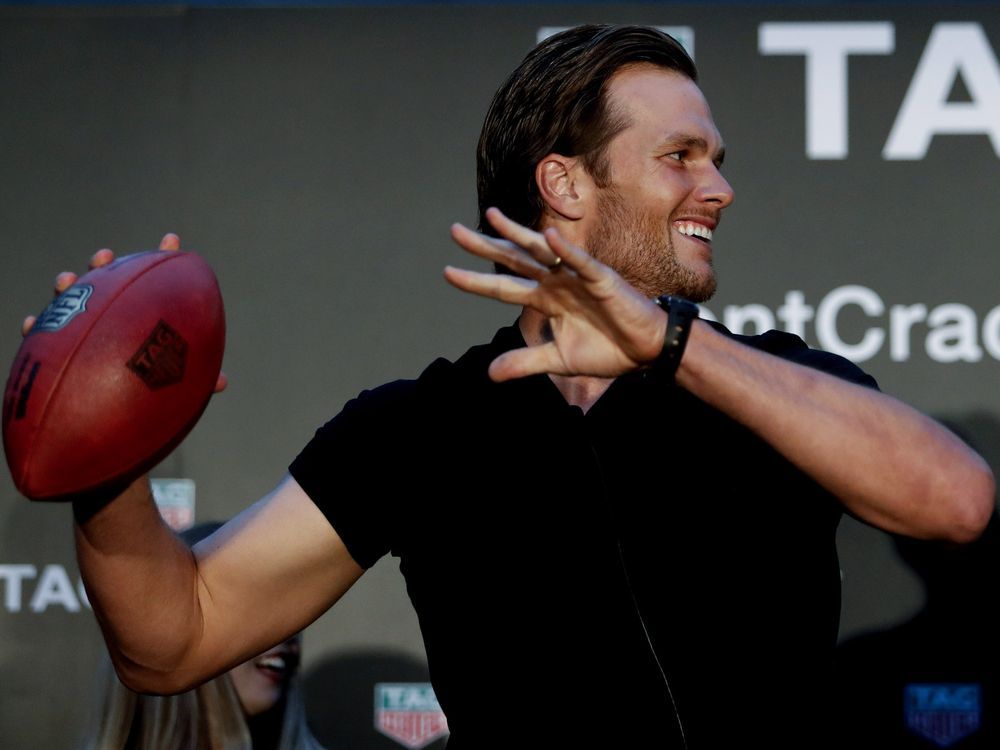 Tom Brady shows up to event in Montreal Expos jersey