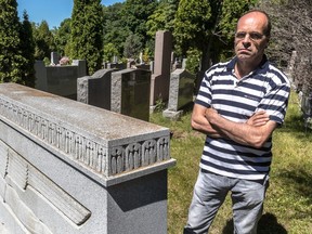 Alain Tremblay and his organization (heritage group for cemeteries) is upset that Montreal's Notre-Dame-des-Neiges Cemetery has closed off the entrances off Remembrance Rd. that connect the cemetery to the rest of Mount Royal on the weekends and after 5 p.m. in summer.