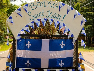 One of the floats in the parade in St -Lazare. Photo by Peter Zeeman.