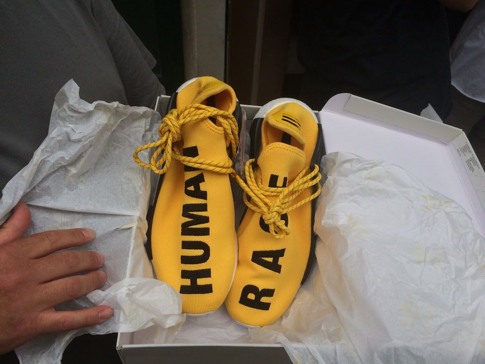 Adidas nmd outlet human race sale