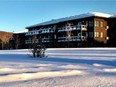 Elysium@Tremblant North Side condos are on the shores of Lac Supérieur, with a free shuttle to Tremblant’s lifts.