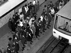 A MR-63 train at Crémazie station in 1966.