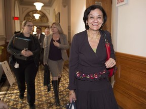 Quebec Liberal MNA Rita de Santis says she is retiring and will not run in the 2018 fall election.