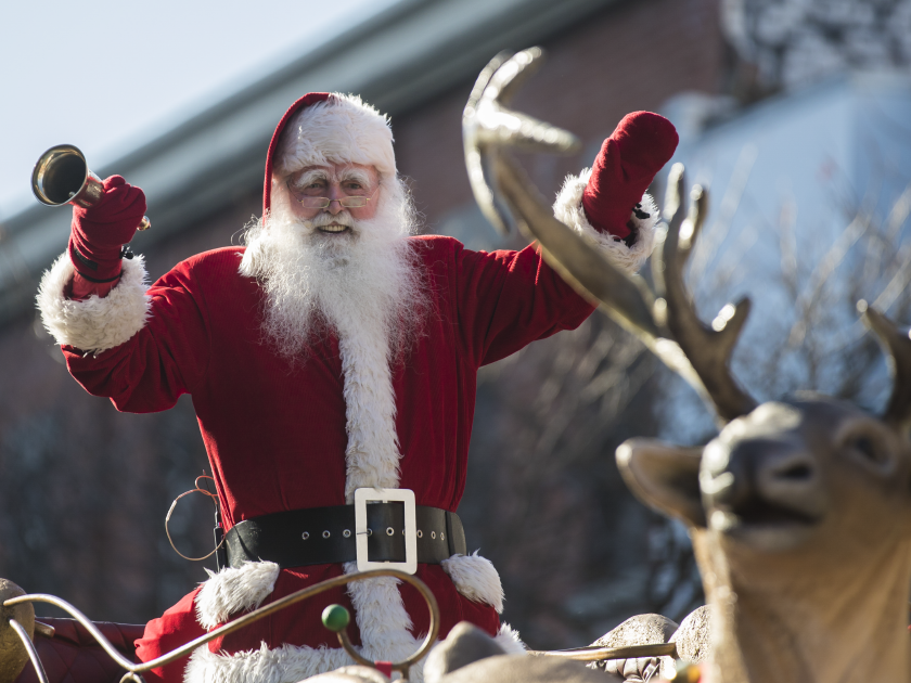 Countdown to Christmas begins with Santa Claus parade | Montreal Gazette