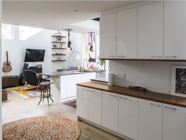 A view of the kitchen and living room. (Dario Ayala / Montreal Gazette)