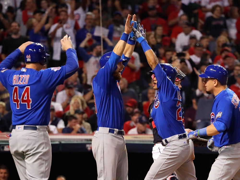 Chicago Cubs Kris Bryant celebrates with Anthony Rizzo (44) after