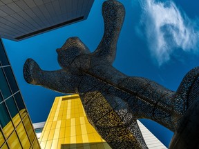 At the Montreal Children's Hospital, Michael Saulnier's statue Je suis la tells the story of a giant bear that courageously learned to walk on the planets to travel between the stars.