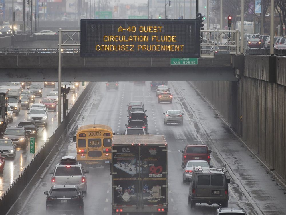 Make Quebec traffic safety signs bilingual or use pictograms petition