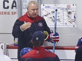 In a career that started with the Canadiens in 2000, Therrien now has 400 wins (265 of them with the Canadiens) 293 losses, 23 ties, 80 overtime losses and enough fan complaints to fill an encyclopedia.