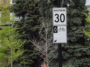 A speed limit sign in Plateau-Mont-Royal borough.