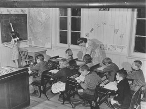 A Canadian classroom in 1940: Grammar is not taught as much as it used to be. Whether a lack of grammar teaching in schools is responsible, it’s clear that pronouns often appear today in non-traditional guises — and many readers of this column don’t like it at all, Mark Abley writes.