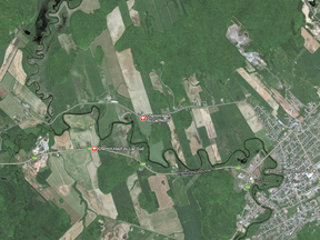 Google Earth shows the farmland around Sainte-Tite in Quebec.