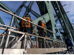 One lane in each direction on the Jacques Cartier Bridge will be closed for most of the weekend.