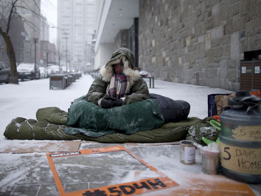 Montreal Homelessness Fundraiser Braves The Cold And Snow Montreal   Montreal Que March 14 2017 Seymour Ward Sits Outsid 