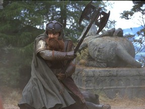 Dwarf Gimli (John Rhys-Davies) LORD OF THE RINGS - FELLOWSHIP OF THE RING