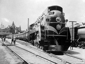 The Royal Train heads west from Ottawa, on May 22, 1939, with King George, Queen Elizabeth and Canadian art on board.