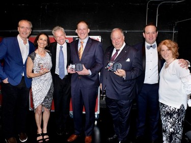 BACKSTAGE BEAUTIES: Presenter Aaron Rand, honoree Susan Wener, Dr. Walter Gotlieb, honouree Stu Schwartz, honouree Jonathan Wener, president Jeffrey Bernstein and ICRF executive director Gail Grief were all smiles at the 40th Anniversary ICRF Benefit Gala.