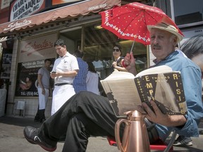 Josh Freed is outside Schwartz's on Monday, prepared for the wait.