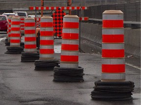 We'll see ramp and road closures this weekend, and next week work will begin on the southbound Decarie Expressway.