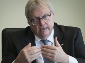 The MUHC has the potential to be even greater "if we could turn the page" on the issue of funding, Quebec Health Minister Gaétan Barrette told the Montreal Gazette's editorial board on Thursday, July 6, 2017.