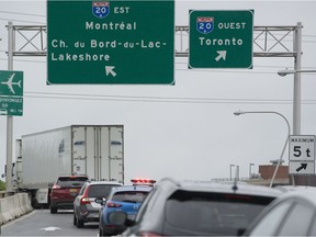 Transport Québec has set load restrictions on the Sources Boulevard overpass traversing Highway 20. Vehicles weighing more than five tonnes are not allowed on the ramp to Highway 20 West from southbound Sources Boulevard.