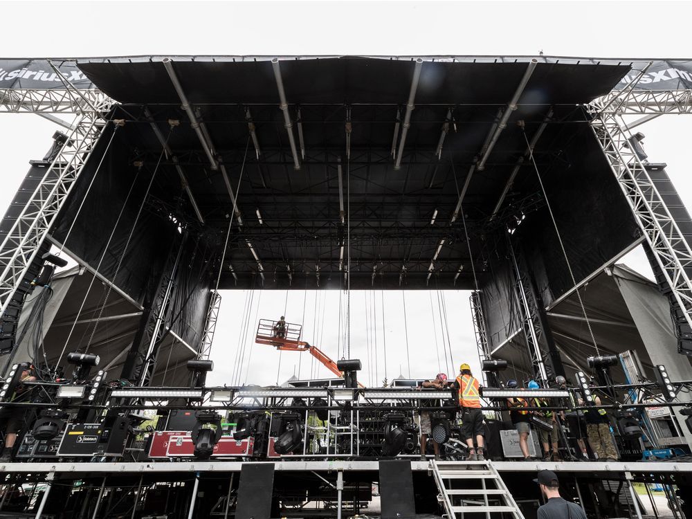 Behind the curtain: The business of stage and sound at Osheaga