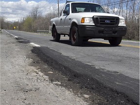 Vaudreuil-Dorion is moving ahead with reconstruction plans for Harwood Rd., thanks to financial assistance from the provincial government.