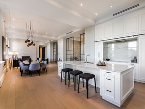 Le 1420's condos offer high ceilings, luxury finishings and plenty of space.