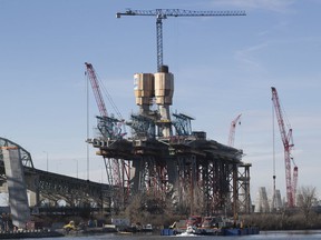 The superstructure of the new Champlain Bridge in November 2017.