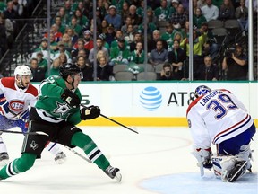 Montreal Canadiens v Dallas Stars

DALLAS, TX - NOVEMBER 21:  Mattias Janmark #13 of the Dallas Stars takes a shot against Charlie Lindgren #39 of the Montreal Canadiens in the first period at American Airlines Center on November 21, 2017 in Dallas, Texas.  (Photo by Ronald Martinez/Getty Images) ORG XMIT: 775040868
Ronald Martinez, Getty Images