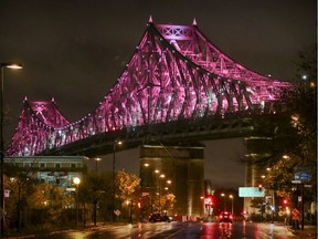 The Jacques-Cartier Bridge will be lit up with a special light show on New Year's Eve.