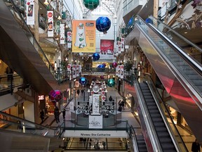 A poll of Quebecers found that half of us already have made a good start on our holiday shopping.