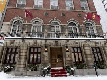 MONTREAL, QUE.: DECEMBER 19, 2017-- The main entrance to the University Club in Montreal on Tuesday December 19, 2017. The club has decided to sell its landmark building and move members to the St. James club while looking for a new location. All the staff will be let go. (Allen McInnis / MONTREAL GAZETTE) ORG XMIT: 59928