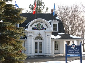 Baie-d’Urfé council is expected to table the town's annual budget for 2018 on Jan. 22.