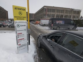Parking at the Statcare emergency clinic in Pointe-Claire is no longer free after 30 minutes.