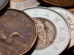 Quebec lags behind other provinces on the basic minimum wage hourly rate.
