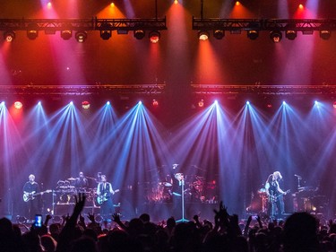 After cancelling two dates in Montreal, Bon Jovi returned to the Bell Centre on Thursday May 17, 2018.