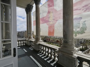 Montreal city hall was built between 1872 and 1878.